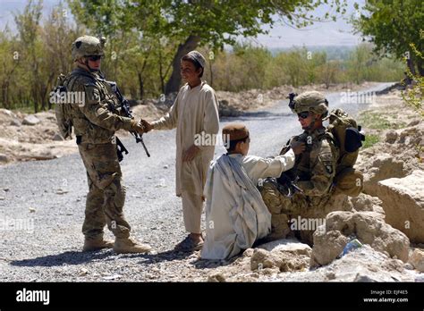 101st Field Artillery Regiment Hi Res Stock Photography And Images Alamy
