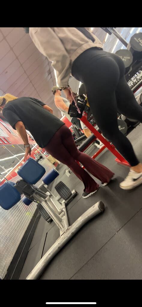 Gym Ass Leggings Bending Over Spandex Leggings Yoga Pants Forum