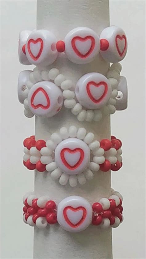 Все мои кольца с бусинками сердечками | Бисероплетение, Бумажные ...