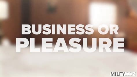 MILFY Curvy Blonde MILF Ainslee Seduces Delivery Guy In MILFY Debut