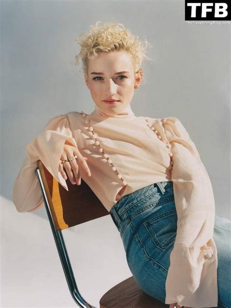 Julia Garner Nude Sexy 61 Photos Fappenism