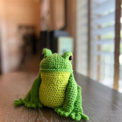 Crochet Frog Pattern - Etsy