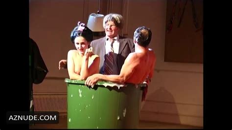 BUCKET NUDE SCENES AZNude