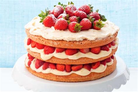 Naked Cake De Morango