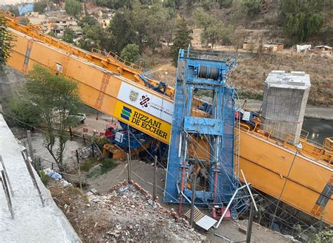 Grúa del Tren Interurbano de desploma en Tacubaya Viva La Noticia Durango