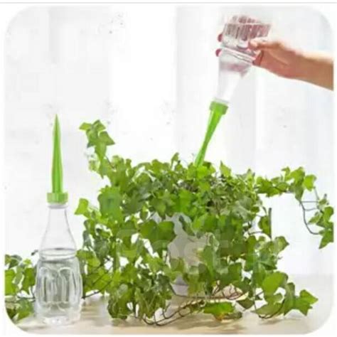 Автополив-насадка для домашних растений, в наличии. Цена: 80₽ во ...