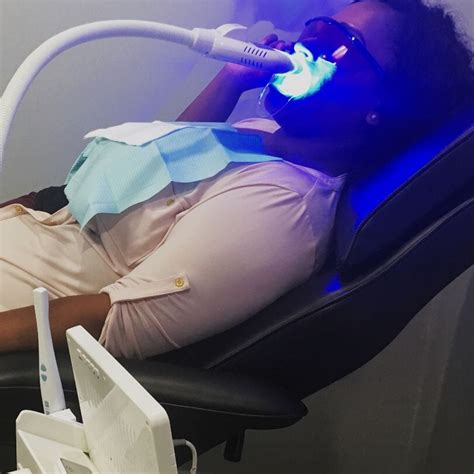 Laser Teeth Whitening Vs Specialist Whitening Trays