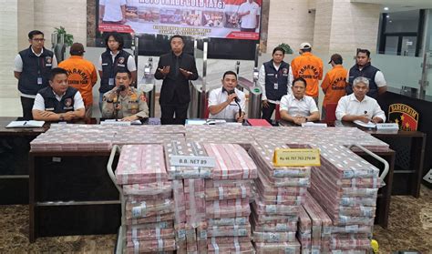 Polisi Jerat 13 Tersangka Kasus Penipuan Robot Trading Net89 Owner