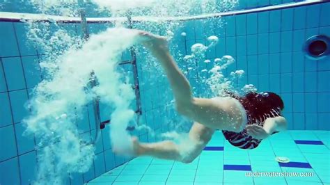 Hot Russian Underwater Babe Nina Mohnatka Nina Nieves