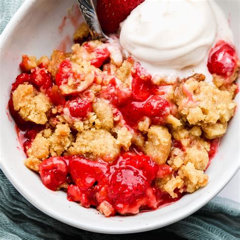 strawberry crumble nora cooks