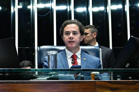 Senador Veneziano Vital do Rêgo é reeleito Vice Presidente do Senado