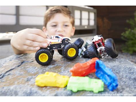 Monster Trucks HOT WHEELS Sortido 1 64 3 Anos Worten Pt