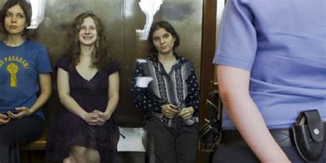 Une membre des Pussy Riot relâchée