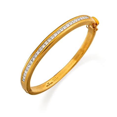 18ct Gold And Diamond Bangle Tiffany And Co The Oval Hinged