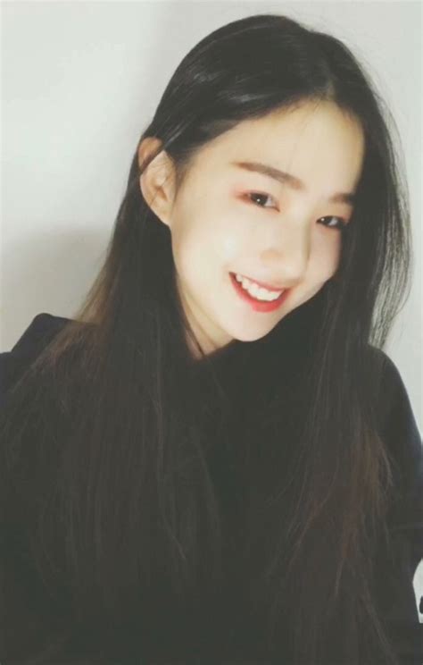 Combo Xinh X N Ng Y Th Bi N N Sinh Tu I Th Nh Hot Girl Tri U