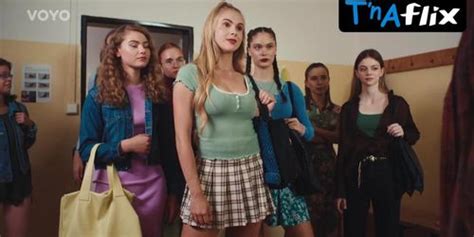 Lucie Furmanova Butt Thong Scene In Sex O Clock Tnaflix