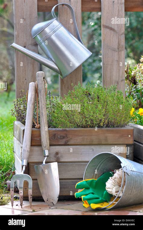 Wooden Container Hi Res Stock Photography And Images Alamy