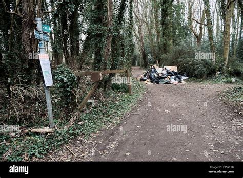 Fly Tipping On A Popular Buckinghamshire Bridleway And Footpath Stock