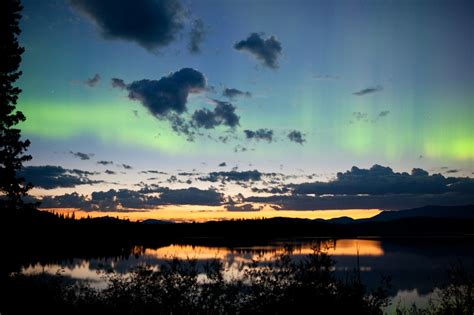 Sol Da Meia Noite Conhe A O Fen Meno Aurora Boreal