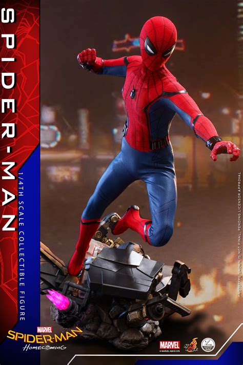 Spider Man Homecoming Spider Man Figure Di Hot Toys Foto