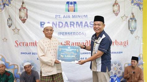 Manajemen PT Air Minum Bandarmasih Gelar Serambi Surau Di Alalak Tengah