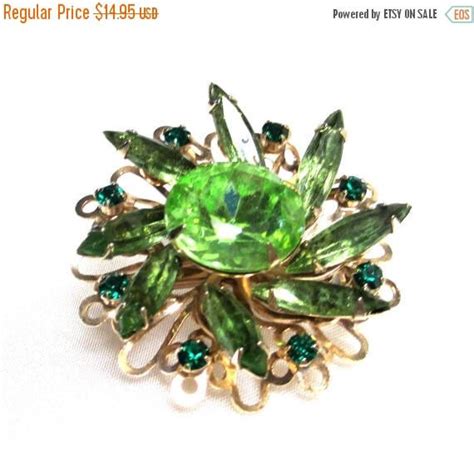 Vintage Emerald Green Rhinestone Brooch Old Etsy