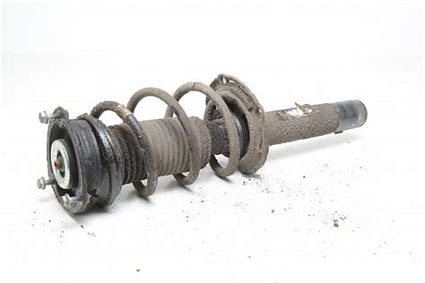 5Q0-411-105-GN : Forfjeder spiral ens og Fjederben for - Autoparts24
