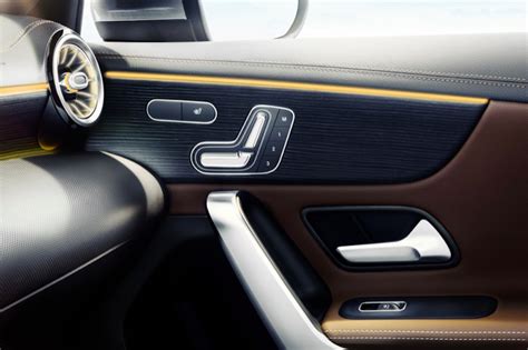 Mercedes-Benz Interiors to Go Further Upmarket - MBWorld