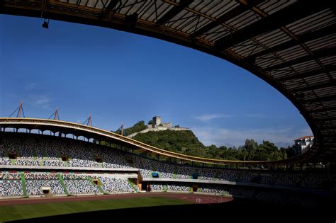 Vis O C Mara De Leiria Dispon Vel Para Avaliar Venda Do Est Dio Municipal