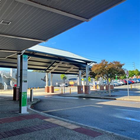Thornlie Station Rail Station In Thornlie Wa