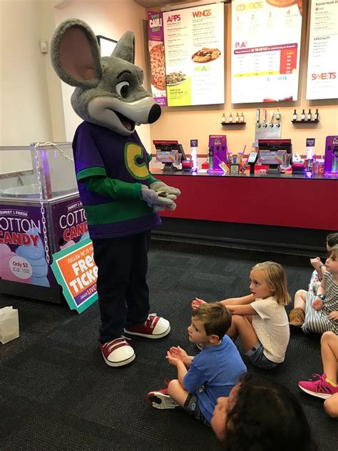 Chuck E Cheese Warwick Menü Preise And Restaurant Bewertungen