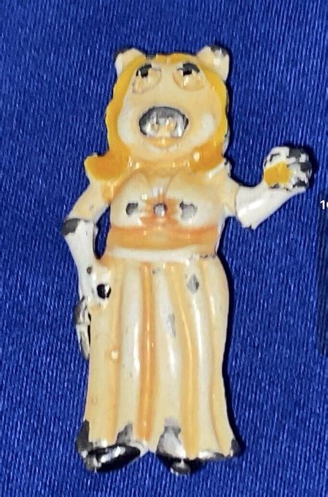 Vintage Miss Piggy Evening Gown Pin Gem