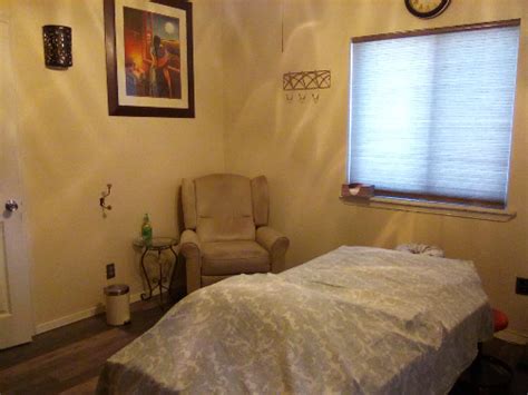 Rebecca Flores Massage Therapist In El Paso Tx