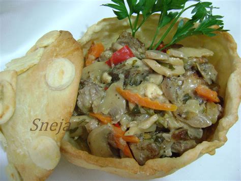 ГЮВЕЧЕТА ОТ ТЕСТО