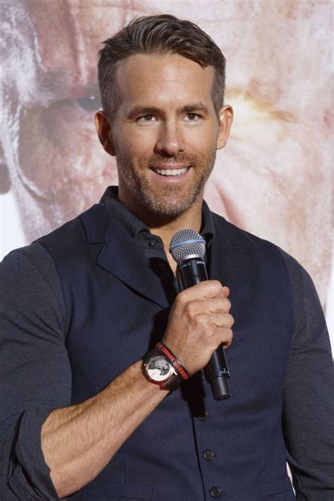 Ryan Reynolds Va Faire Renaître La Comédie Culte Maman J Télé Star