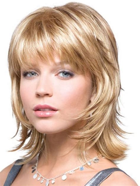 17 Show Me Short Layered Haircuts Short Hairstyle Trends The Short Hair Handbook