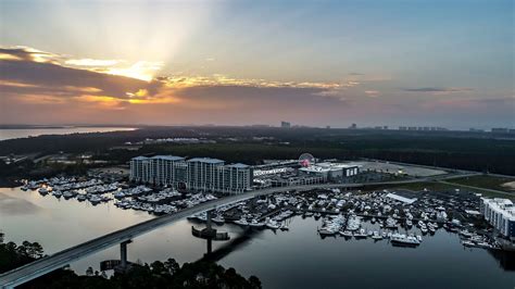 Annual Wharf Boat Show Starts Friday