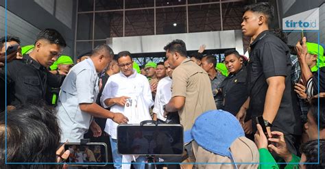 Anies Janji Revisi Uu Cipta Kerja Karena Sengsarakan Pekerja