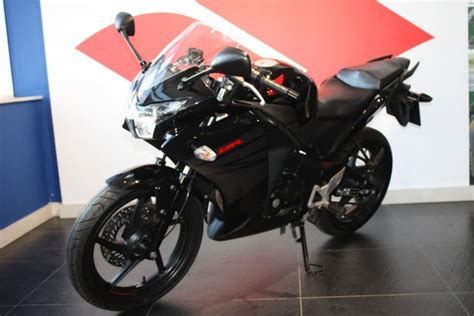 Honda Cbr R Motorcycles Photos Video Specs Reviews Bike Net