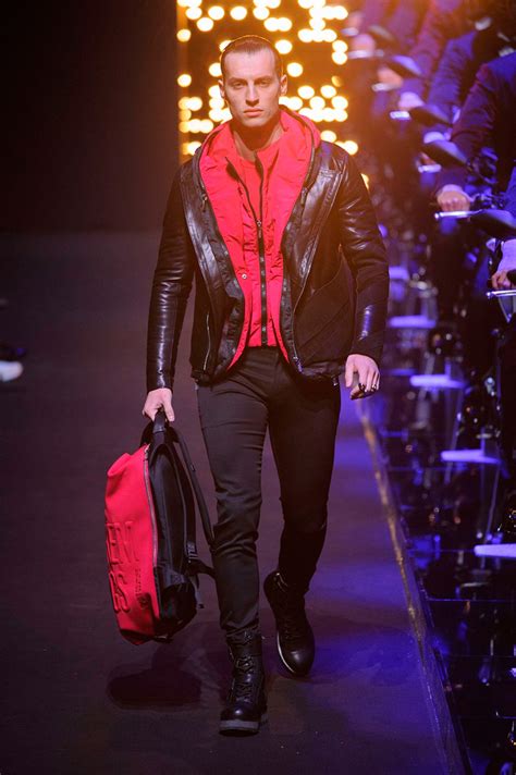 Dirk Bikkembergs 2016 Fall/Winter Men's Collection