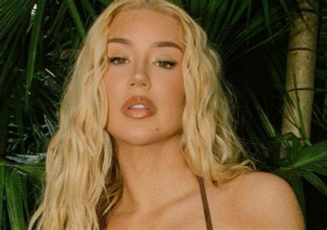 Iggy Azalea Shows Off Her Booty And Curves In A Brown Bikini Page Of BlackSportsOnline