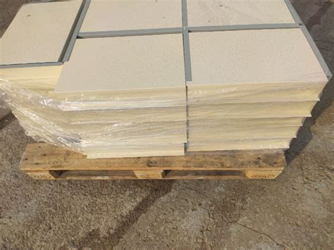 Цвет Ral 1015 Светлая слоновая кость в каталоге цветовой палитры