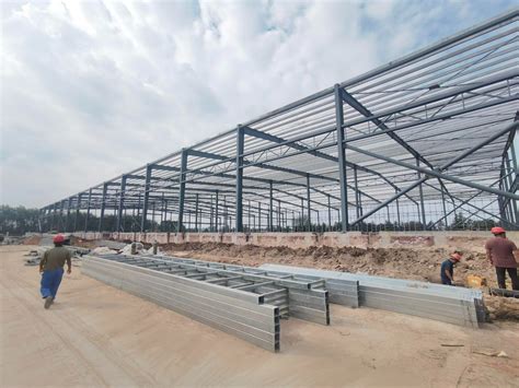 Prefabricated Steel Structure Building Warehouse Under Construction