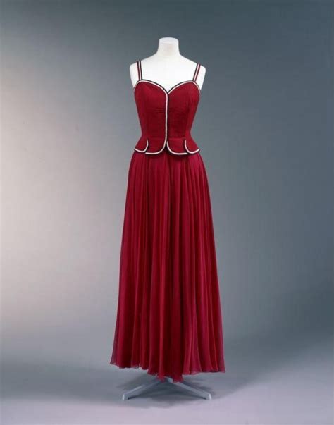 Evening Dress | Coco Chanel | V&A Explore The Collections