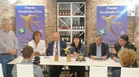 Brescia La Rondinella D Oro Ad Andrea Cistana E Ad Honorem A