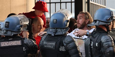 Incidents du Stade de France le Sénat accuse le ministre de l