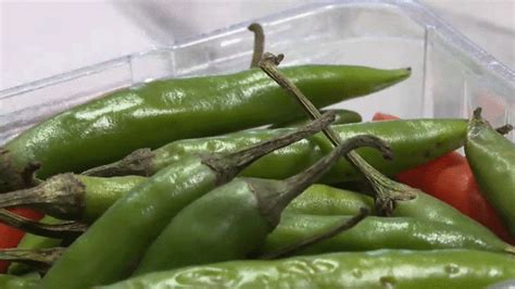 People Who Eat Chili Peppers May Live Longer Study Says