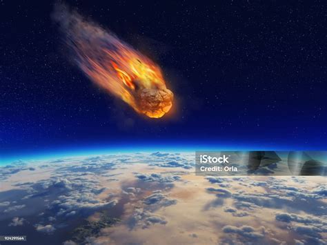Meteor Jatuh Ke Planet Bumi Foto Stok Unduh Gambar Sekarang Alam