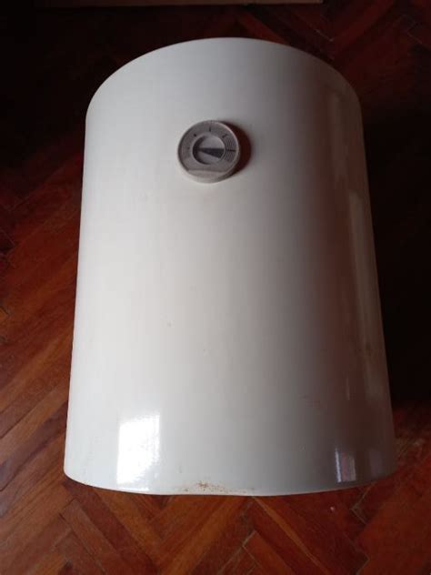 Ariston bojler 50 litara