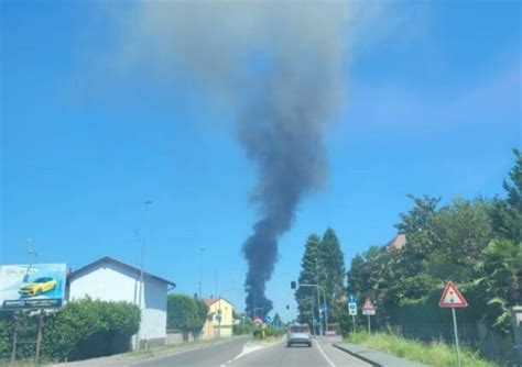 Incendio In Una Ditta A Rescaldina Vicino Alla Saronnese Saronnonews